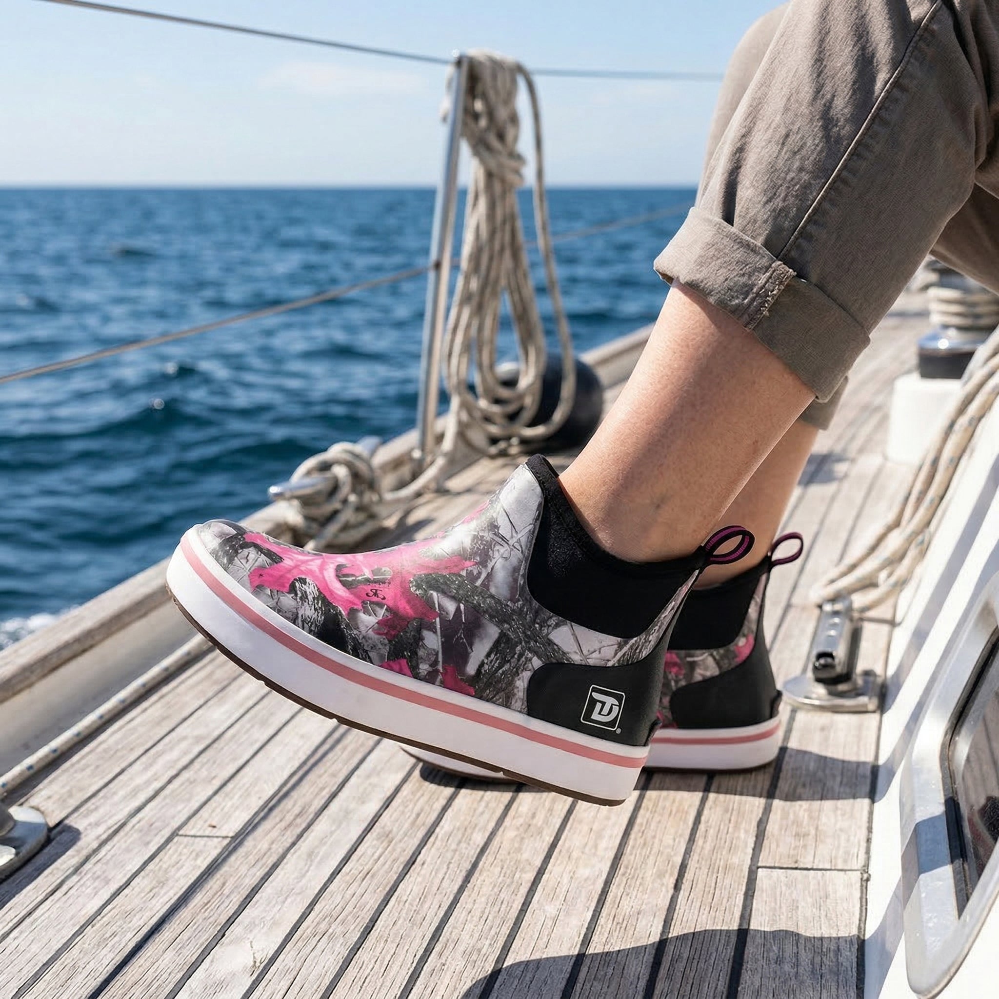 What to Wear Fishing in Cold Weather (Stay Warm & Dry Guide)