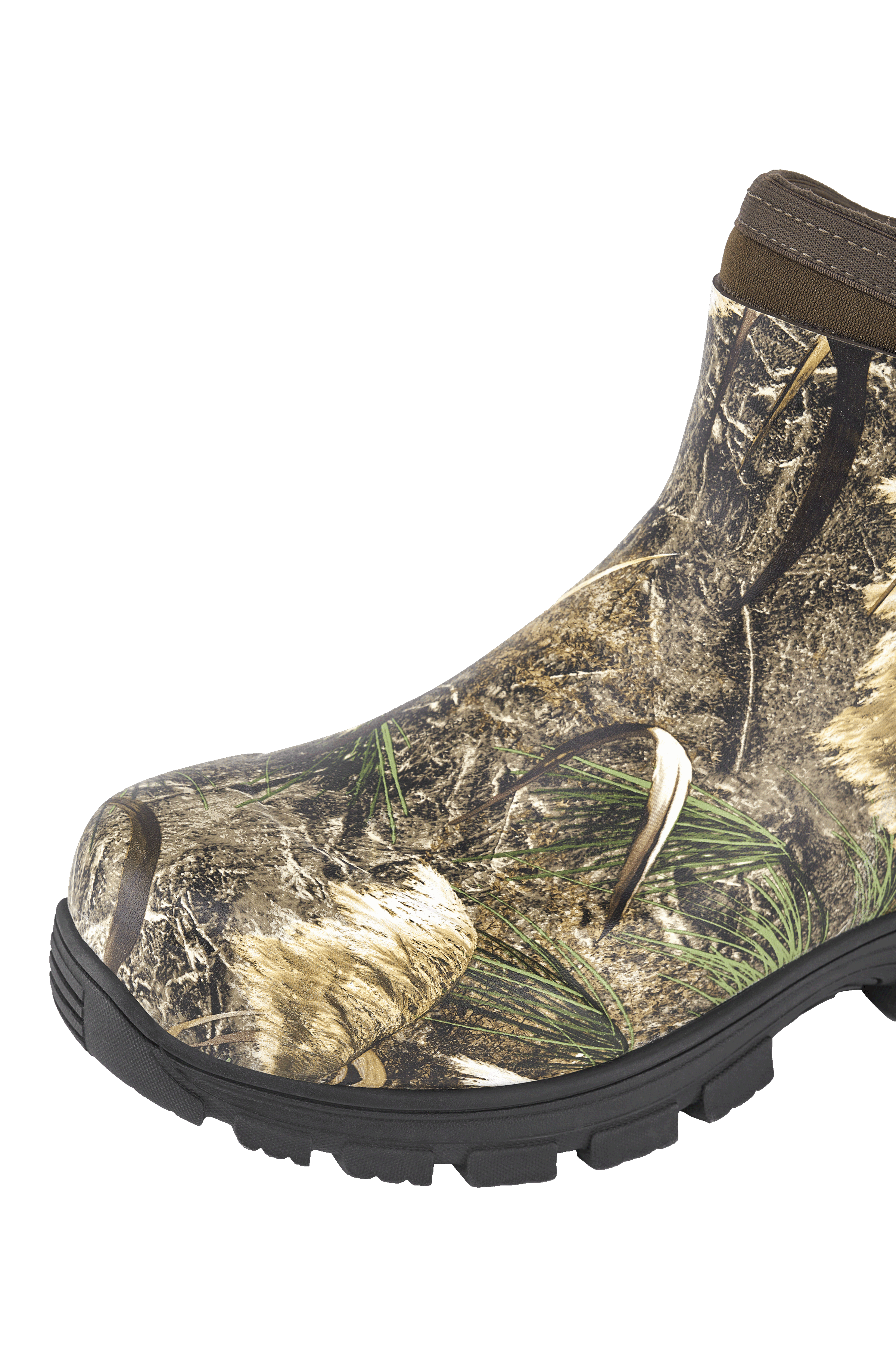 Toe close-up of Trudave HuntGuard Series men’s waterproof ankle rubber rain boots in reed grass camo showing reinforced waterproof toe and rugged outdoor design